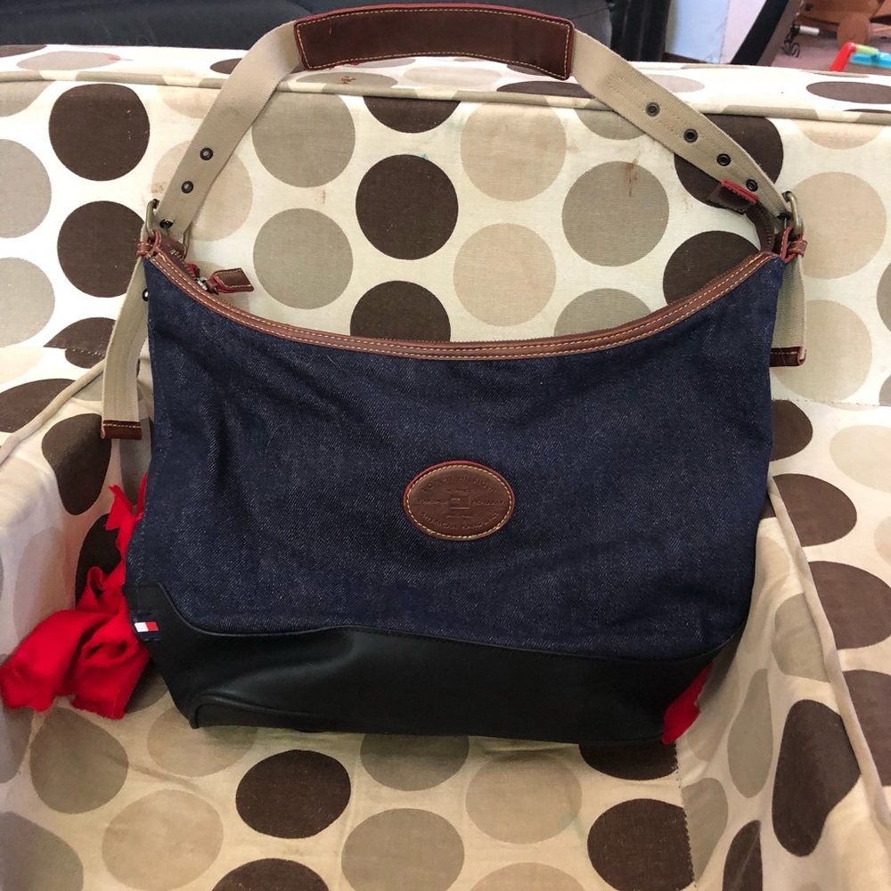 Tommy Hilfiger hobo bag